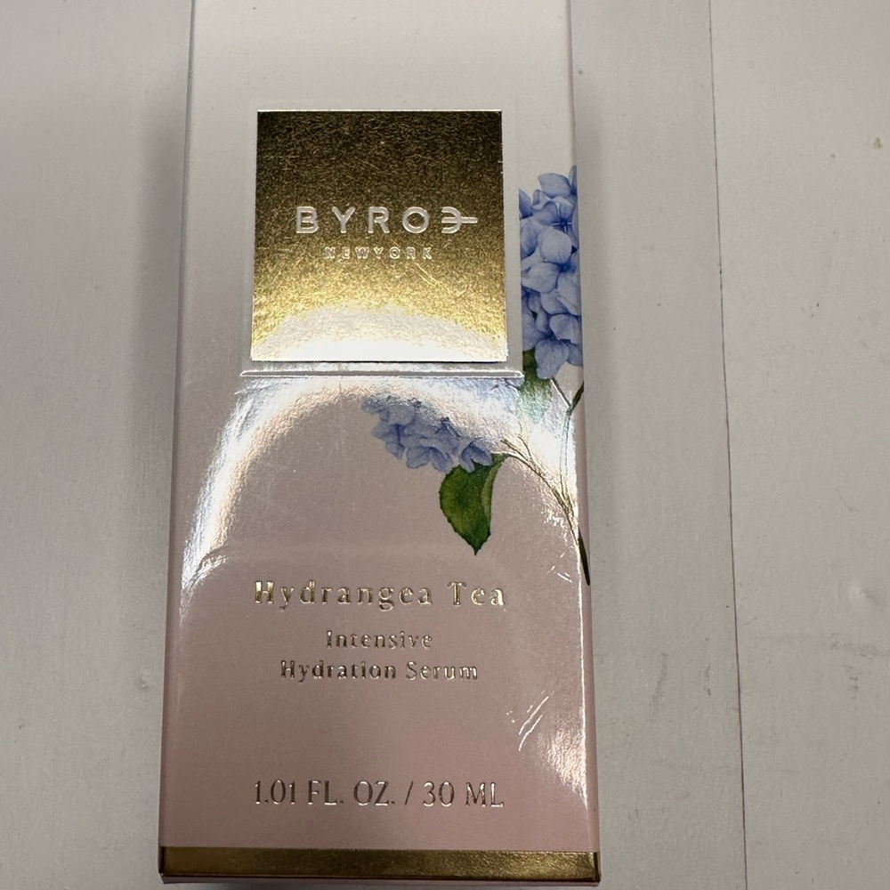 Byroe hydrangea tea intensive hydration serum